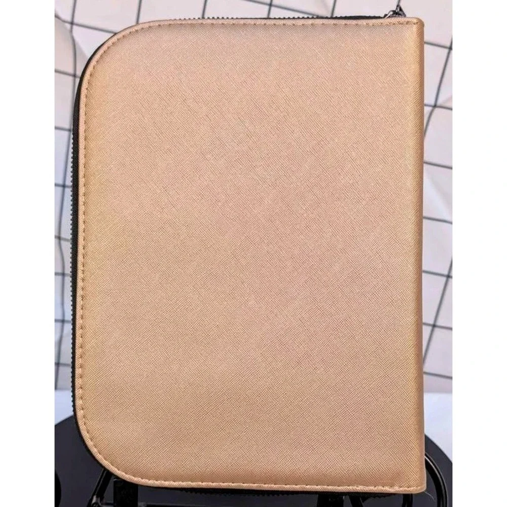 Halston Jewelry Organizer Women OS Champagne Gold Metallic Travel Zip Case Folio